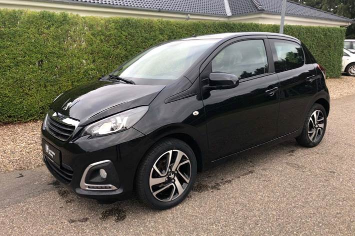Sort Peugeot 108 fra 2019 set udefra