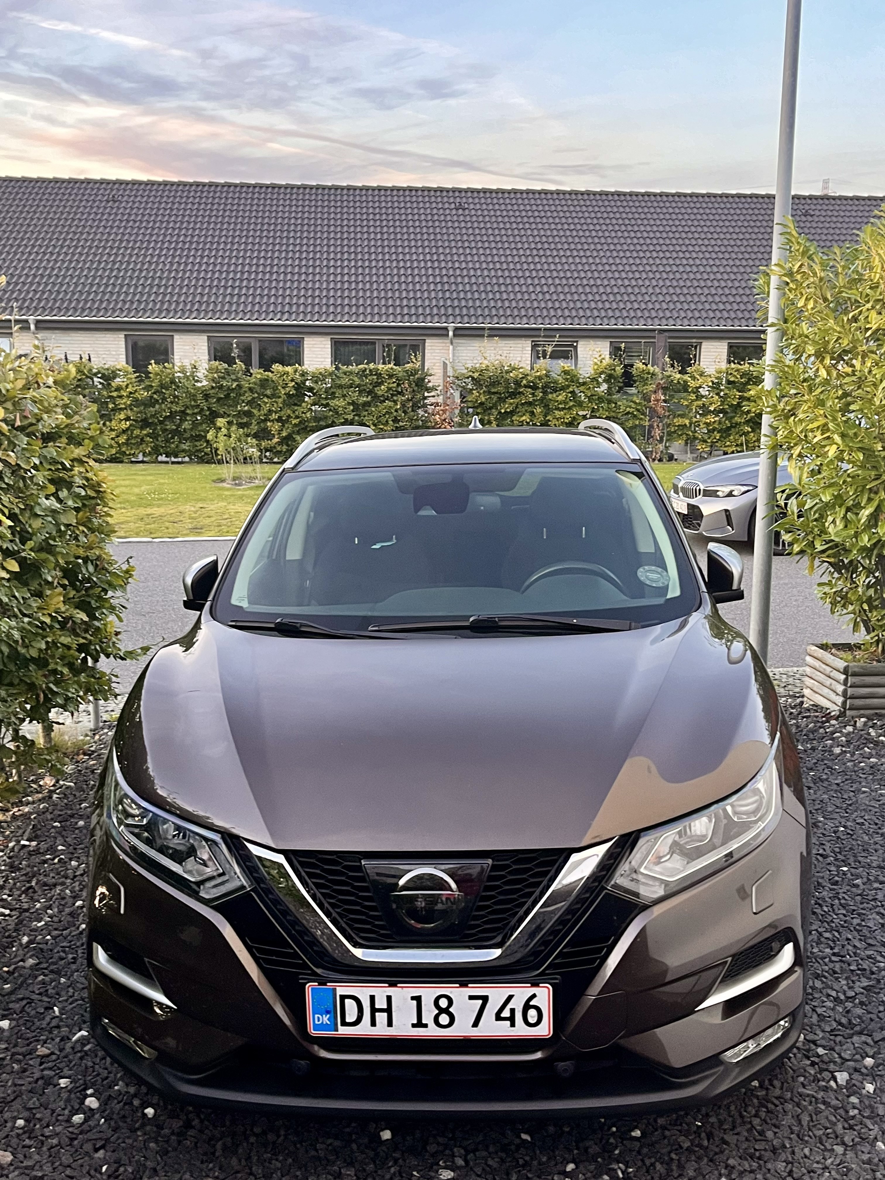 Brun Nissan Qashqai fra 2018