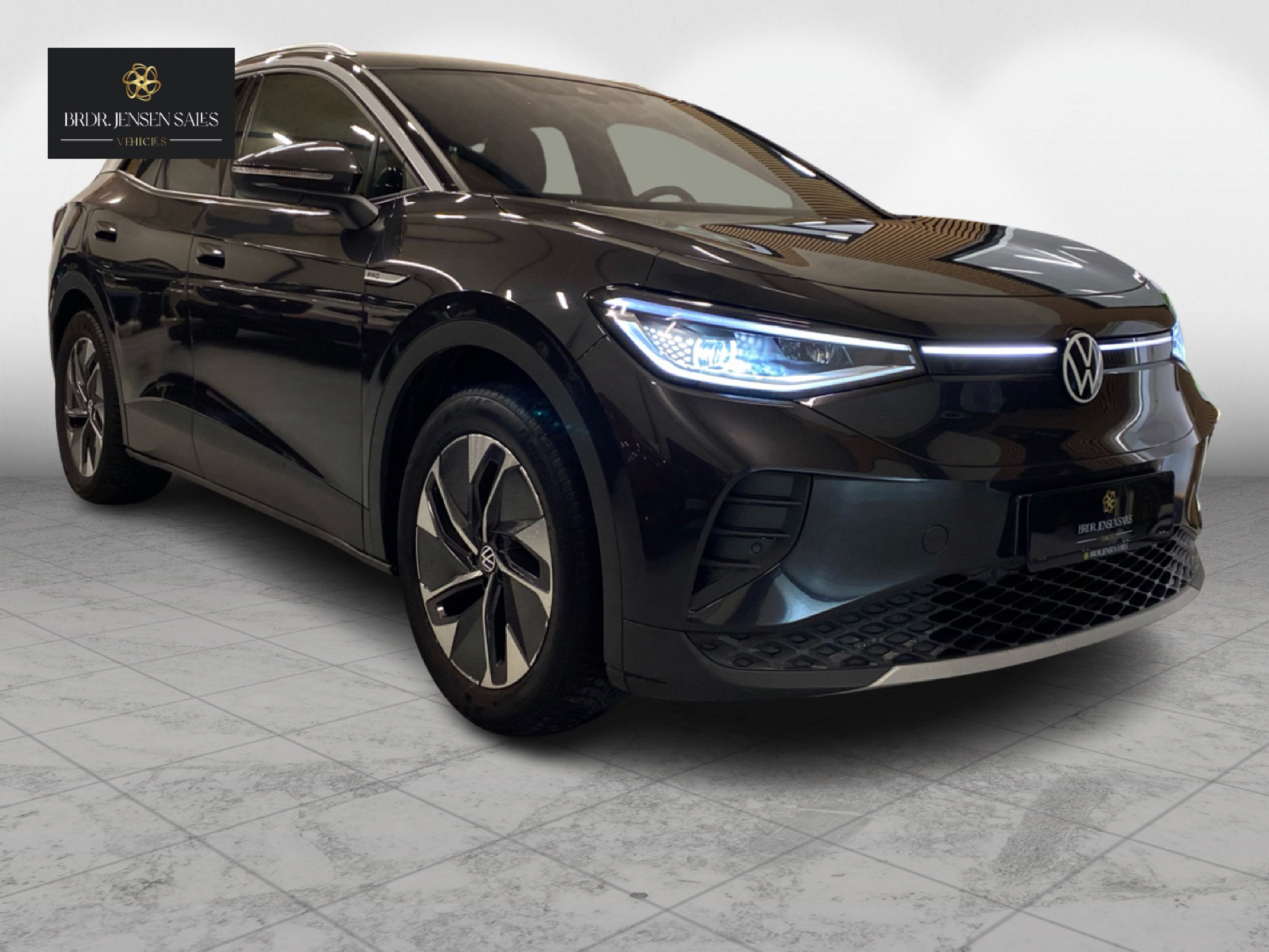 Sort VW ID.4 fra 2022 set udefra