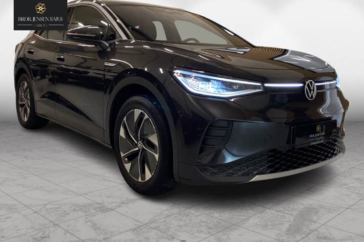 Sort VW ID.4 fra 2022 set udefra