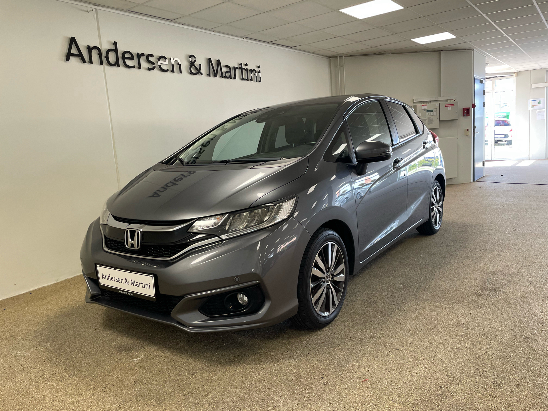 Grå Honda Jazz fra 2018