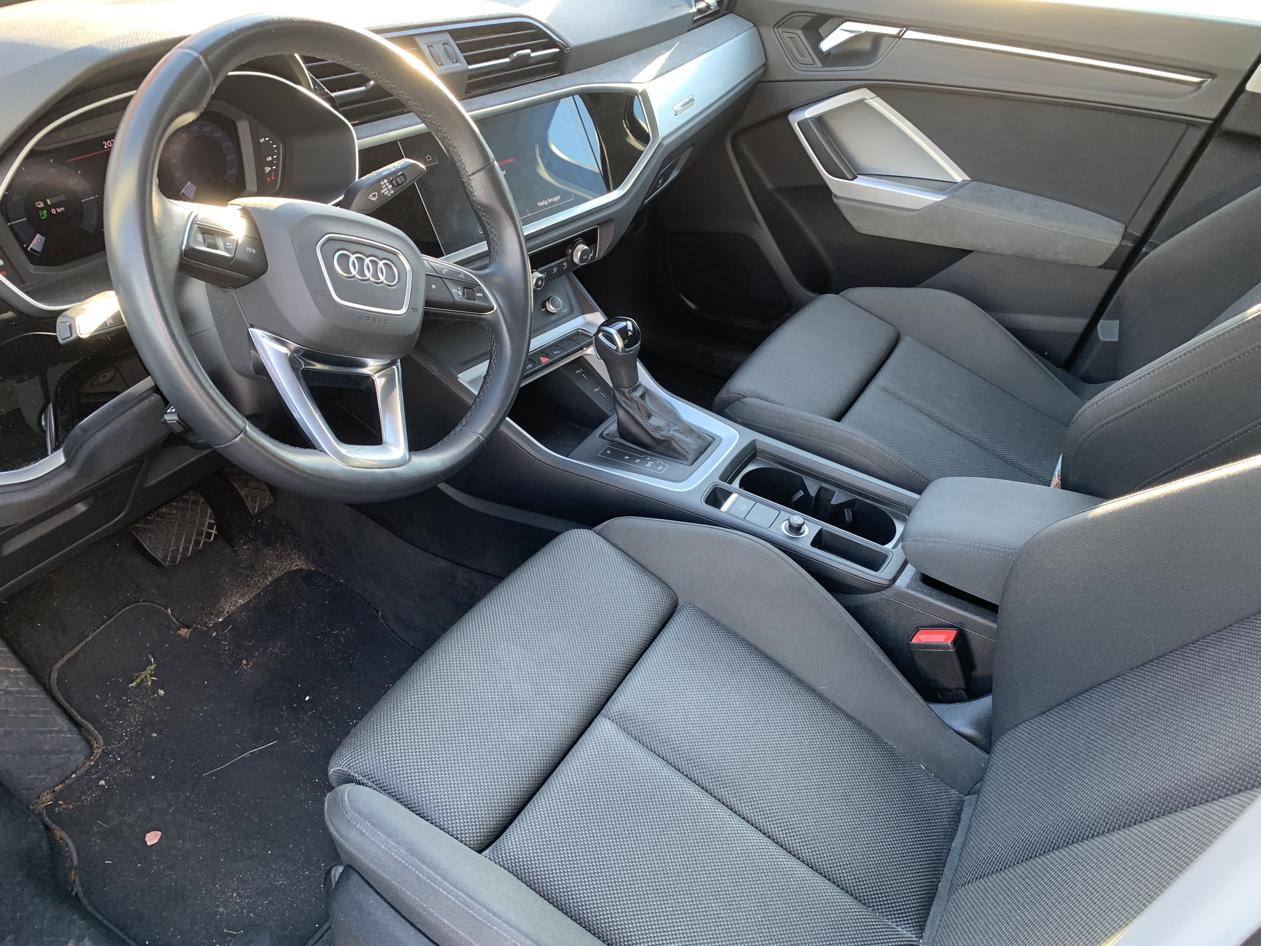 Audi Q3 1,4 45 TFSI e 5-dørs S tronic