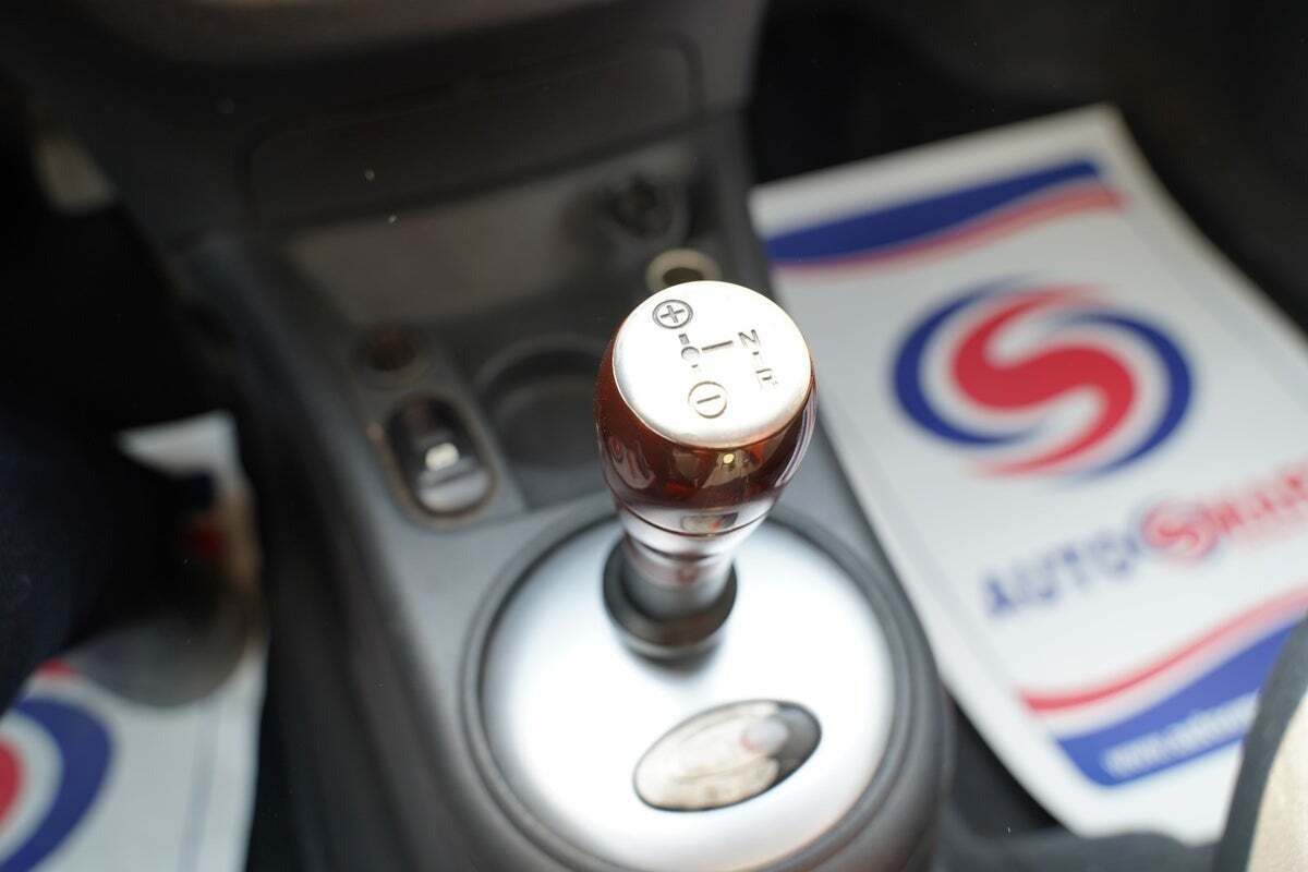 Sort Citroën C2 fra 2004 set indefra