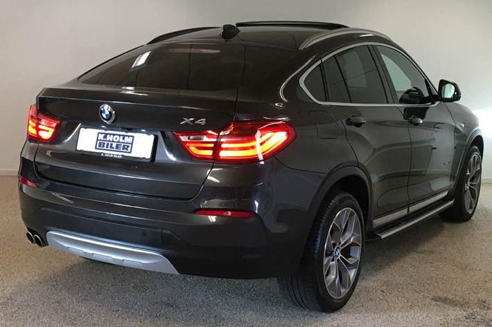 Grå BMW X4 fra 2015