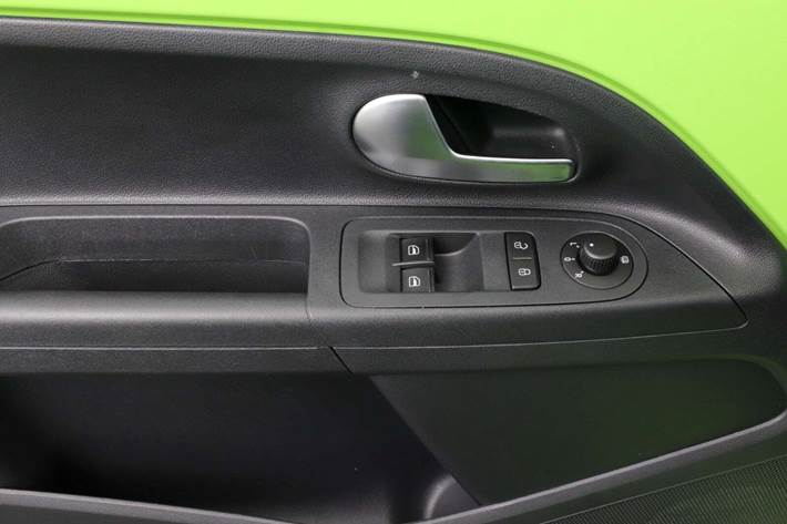 Grøn Skoda Citigo-e fra 2021 set indefra