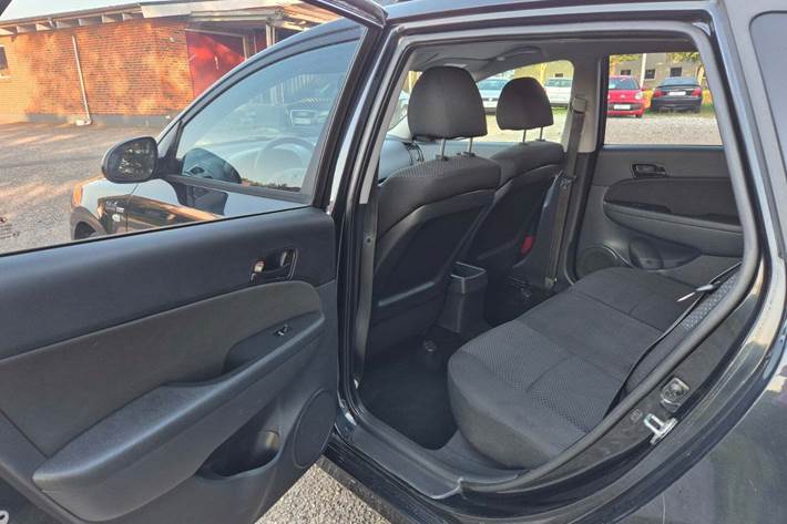 Grøn Hyundai i30 fra 2011