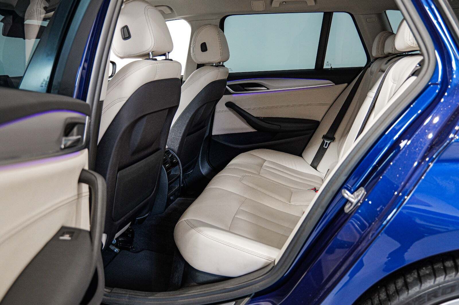 BMW 520i