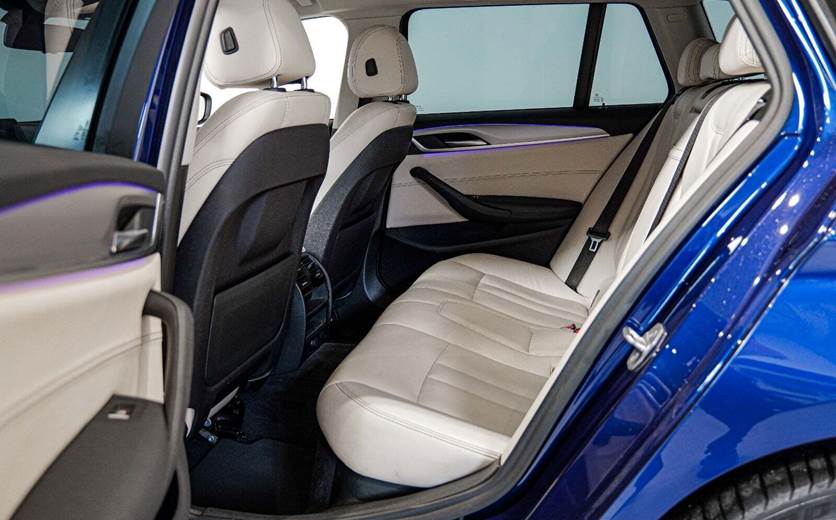 BMW 520i