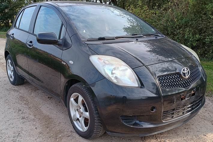 undefined Toyota Yaris fra 2007