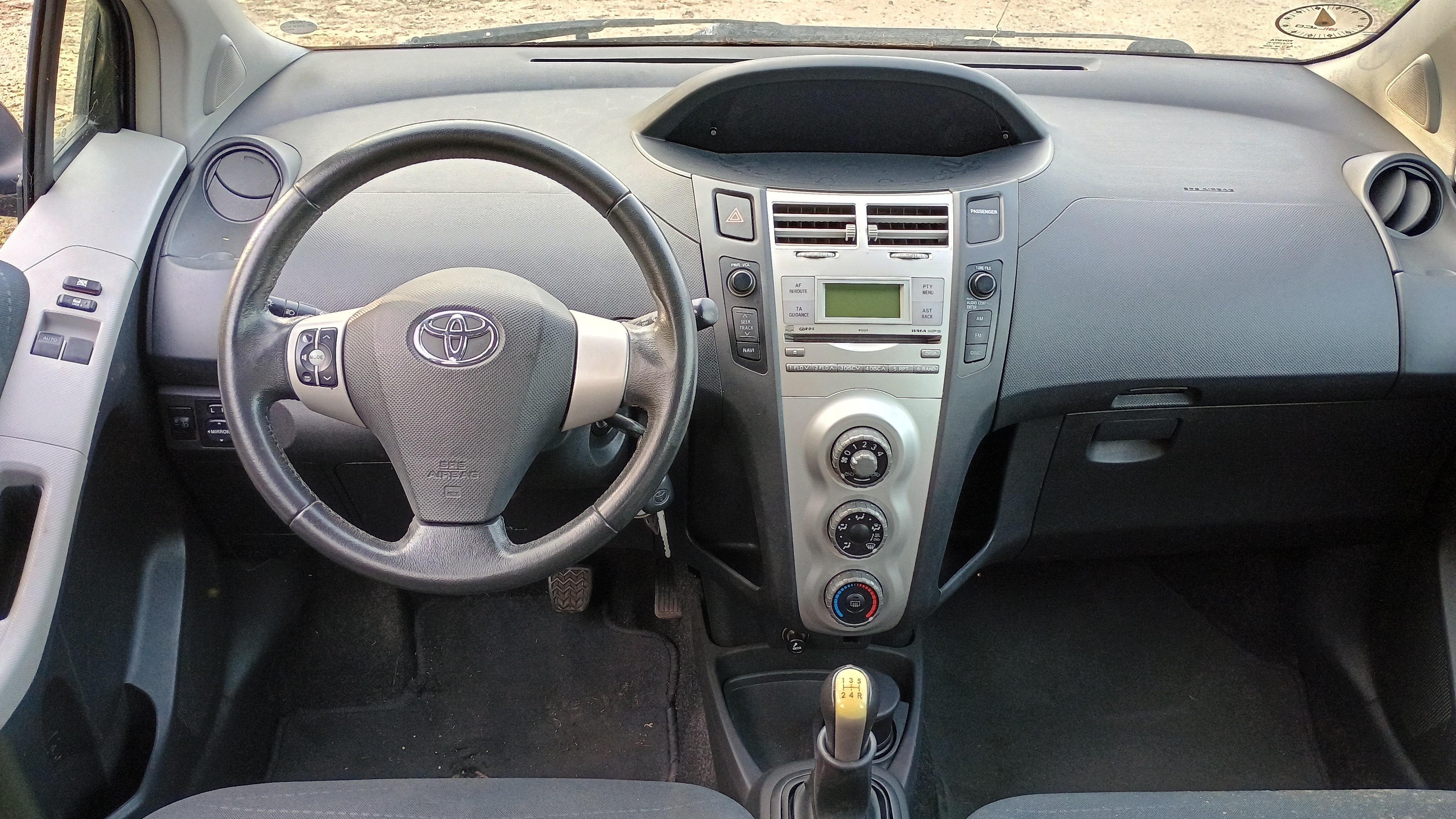 undefined Toyota Yaris fra 2007