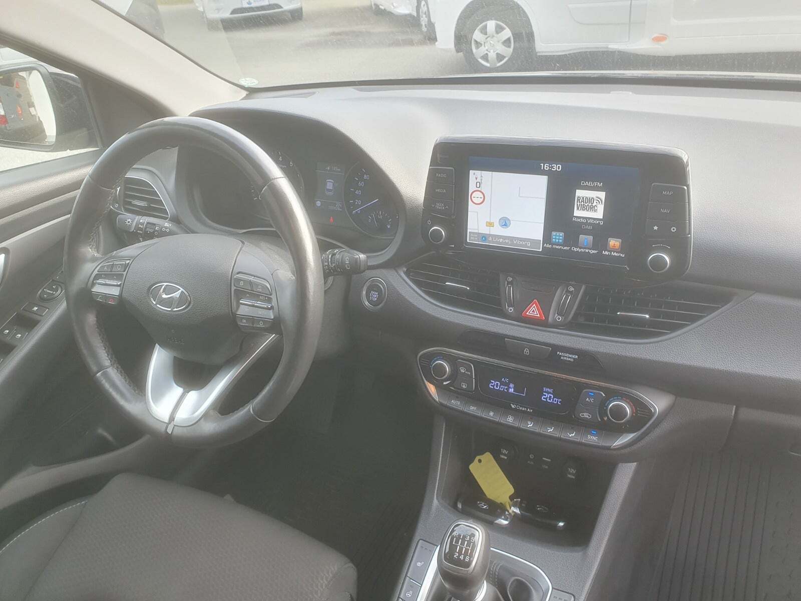 Sort Hyundai i30 fra 2017