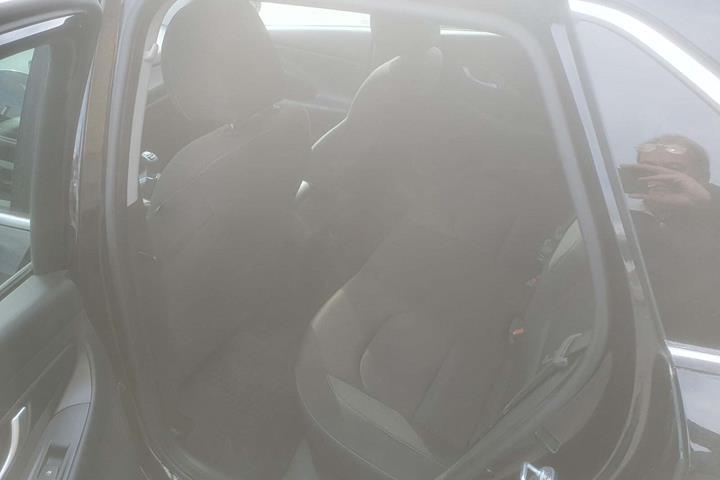 Sort Hyundai i30 fra 2017