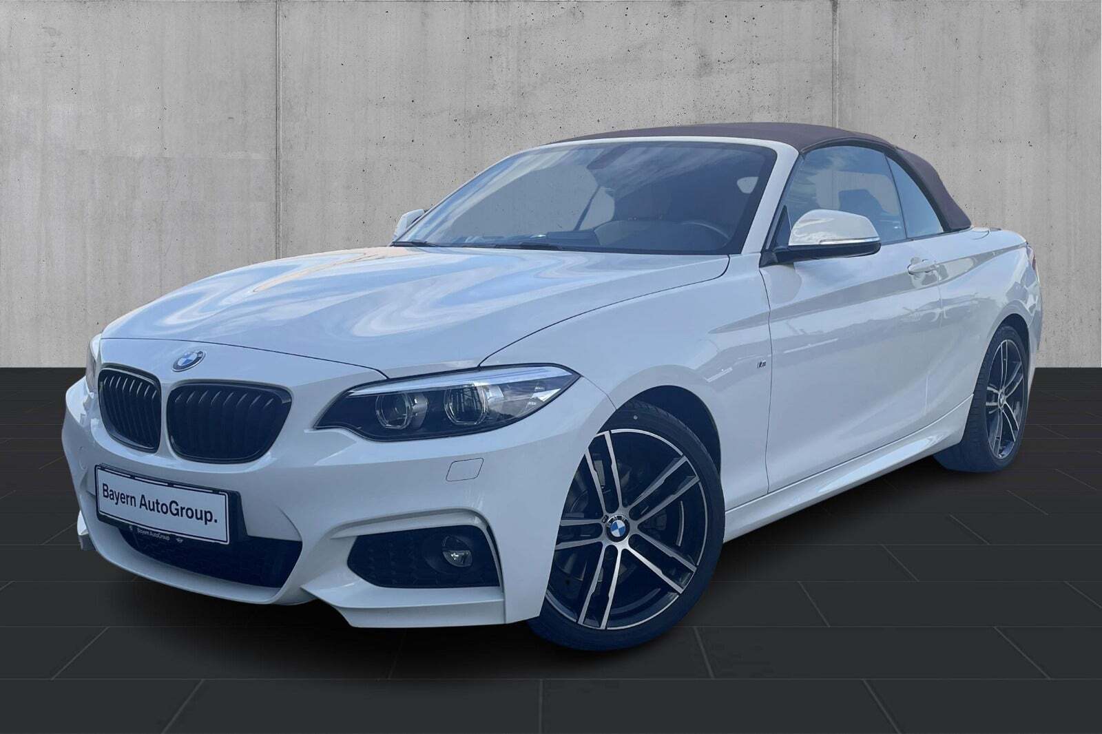 BMW 220i
