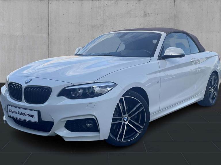 BMW 220i