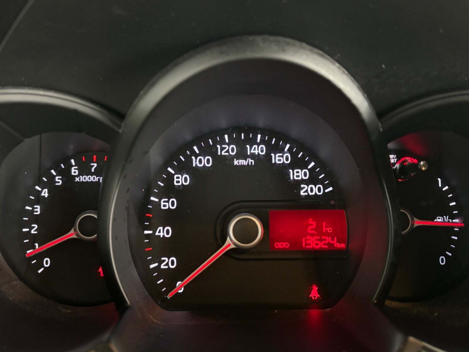 Rød Kia Picanto fra 2013