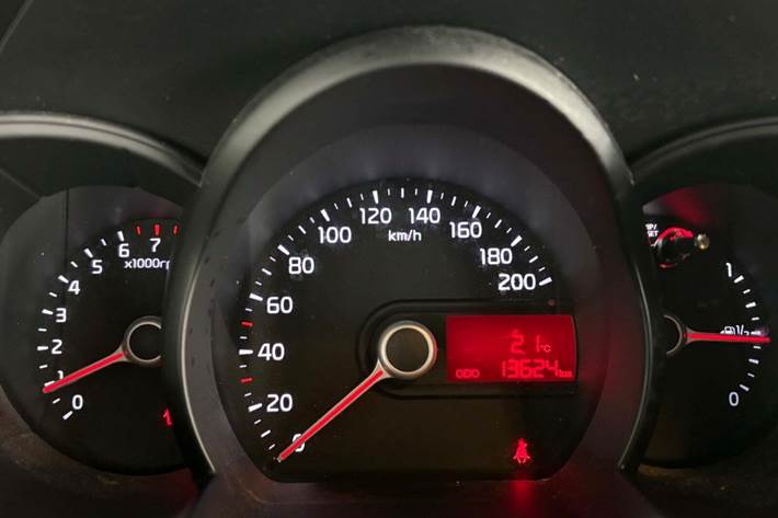 Rød Kia Picanto fra 2013