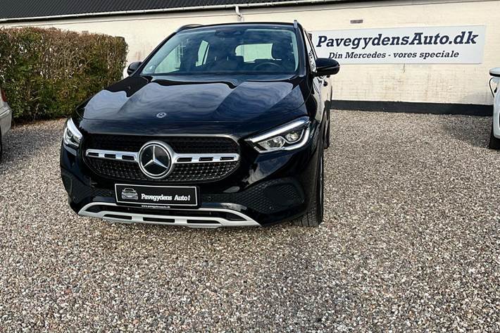 undefined Mercedes GLA250 e fra 2021 set udefra