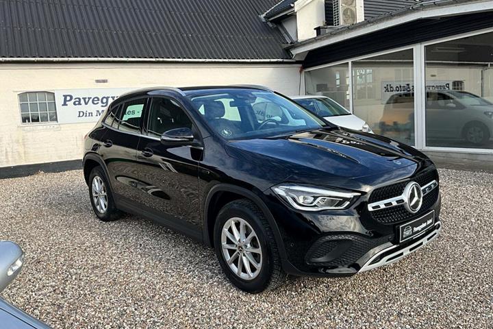 undefined Mercedes GLA250 e fra 2021 set udefra