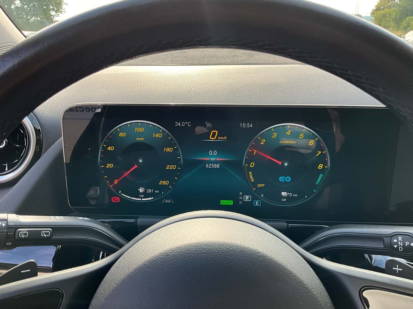 undefined Mercedes GLA250 e fra 2021 set indefra