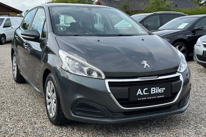 undefined Peugeot 208 fra 2015