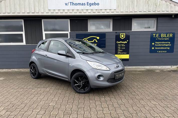 Grå Ford Ka fra 2016 set udefra