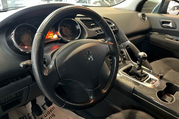 Sort Peugeot 3008 fra 2010