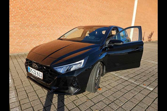 Sort Hyundai i20 fra 2023