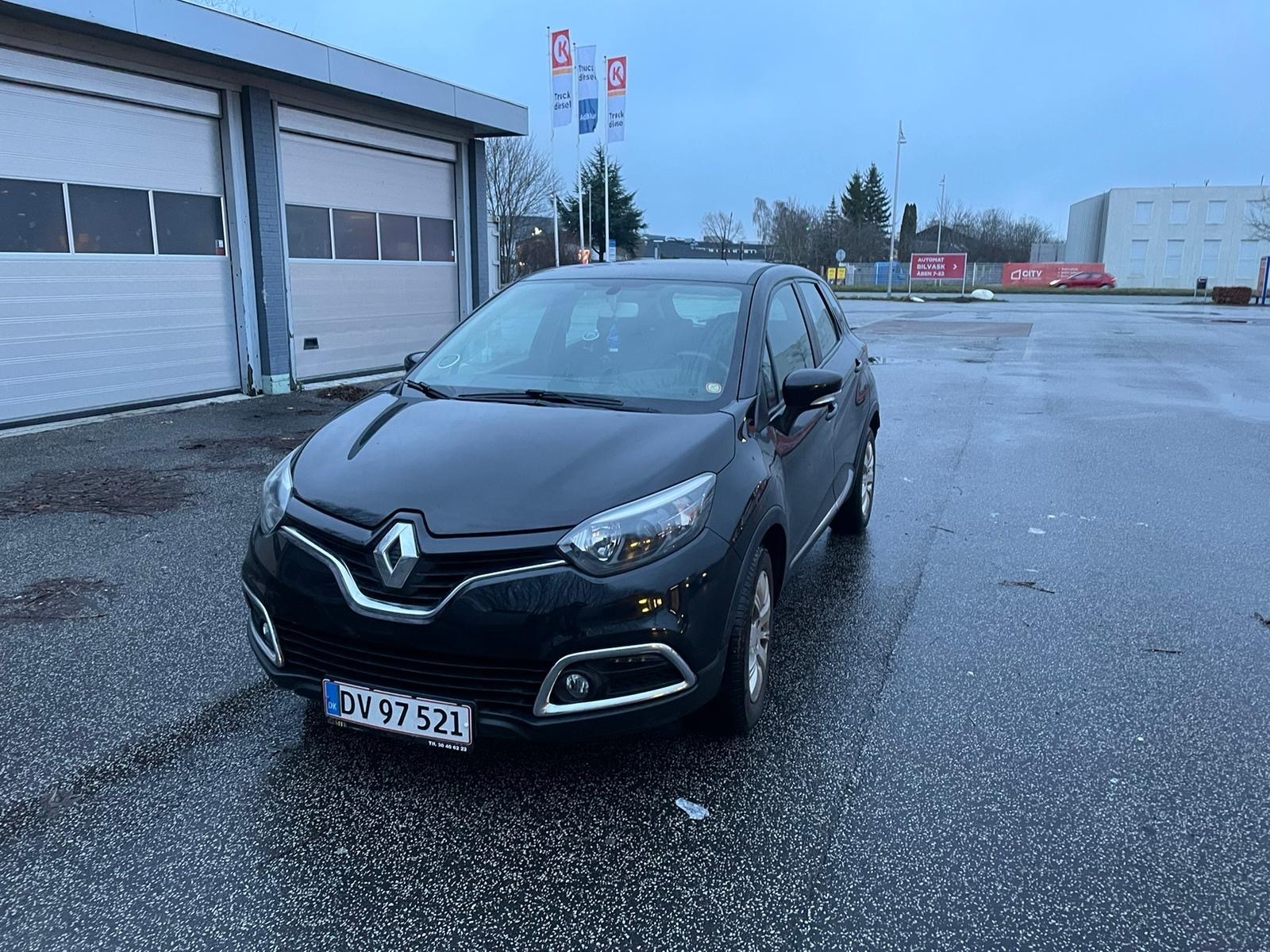 Sort Renault Captur fra 2014