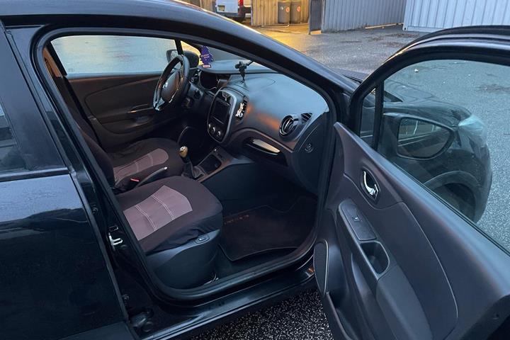 Sort Renault Captur fra 2014
