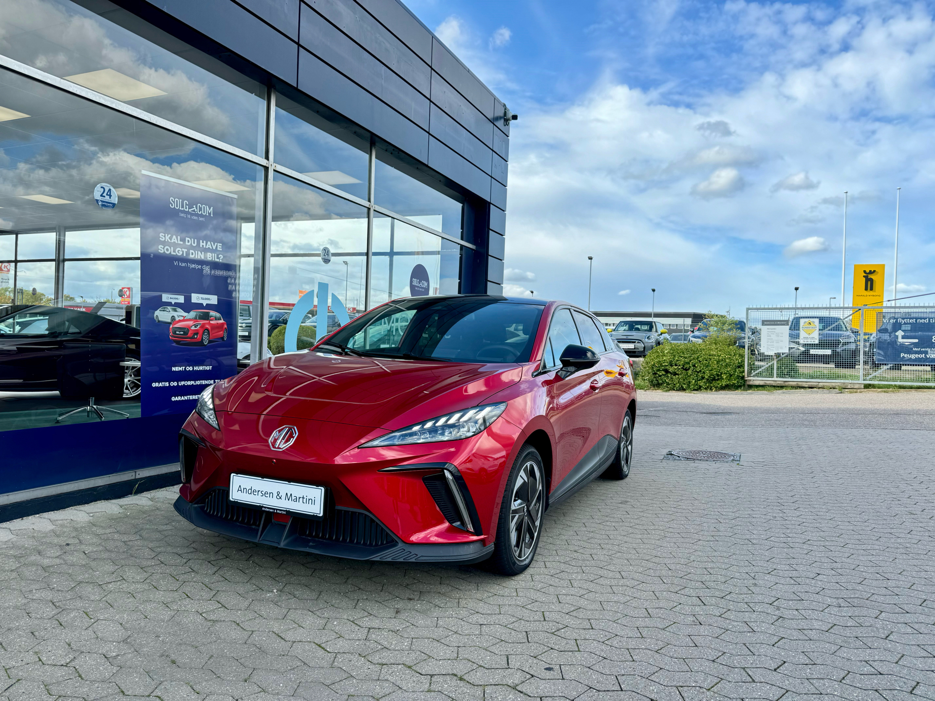 Rød MG MG4 Electric fra 2023