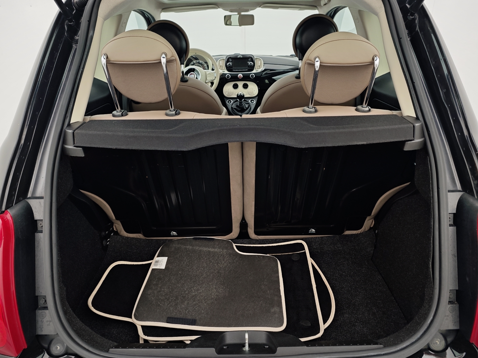 Sort Fiat 500 fra 2018