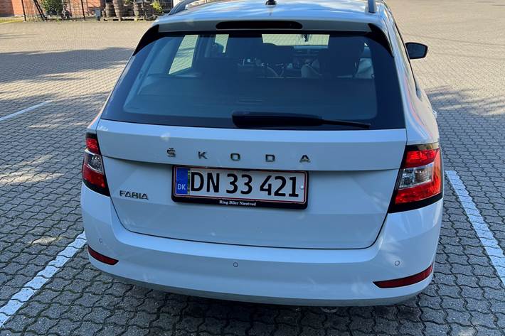 Hvid Skoda Fabia fra 2020