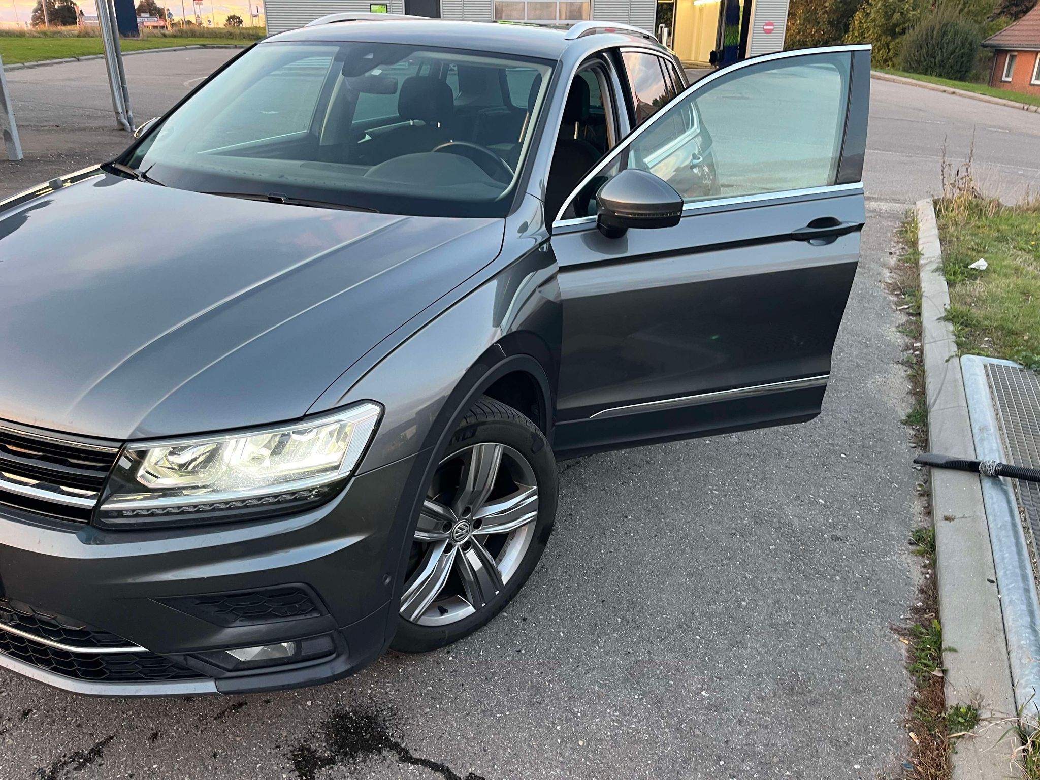 undefined VW Tiguan fra 2019