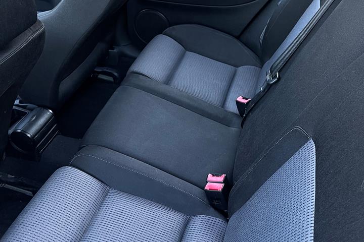 Blå VW Golf fra 2002