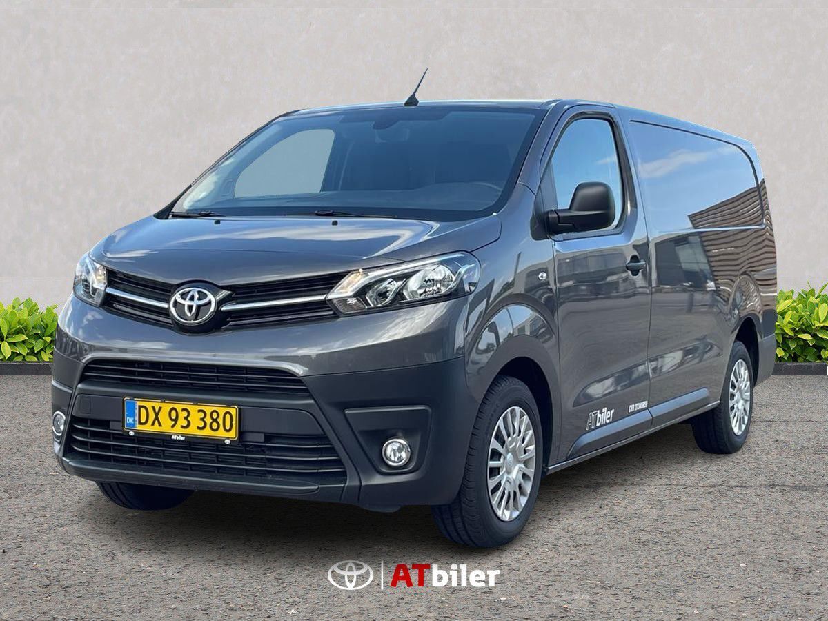 Toyota ProAce 2,0 Long D Comfort Master 144HK Van 8g Aut.