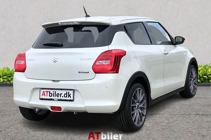 Hvid Suzuki Swift fra 2025