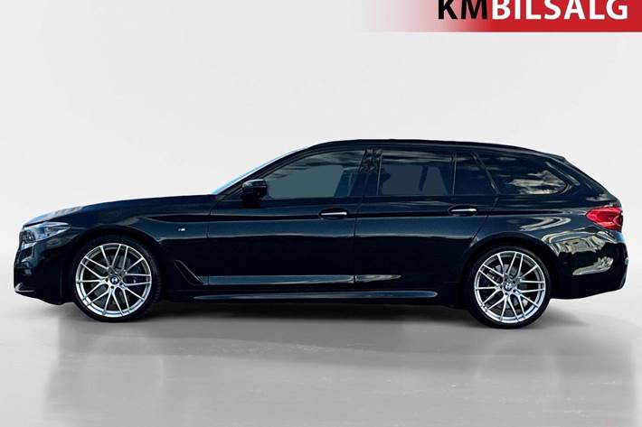 Sort BMW 540d fra 2017