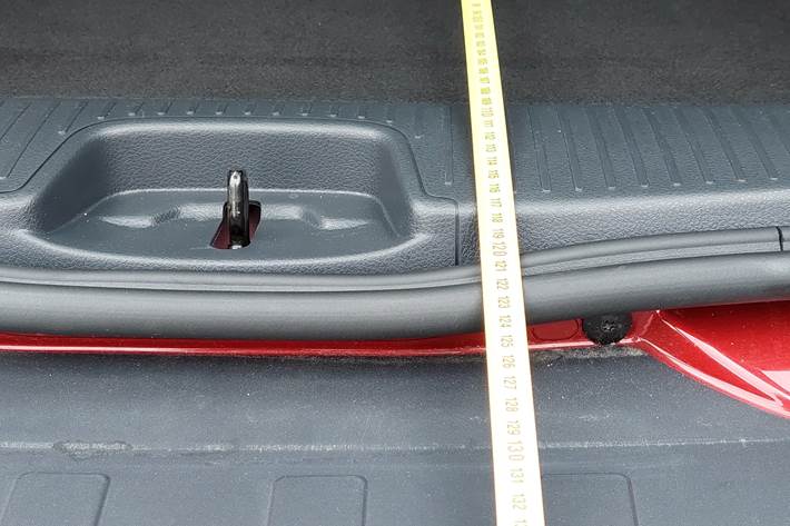 Rød Dacia Logan fra 2020