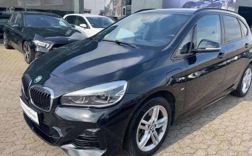 BMW 225xe
