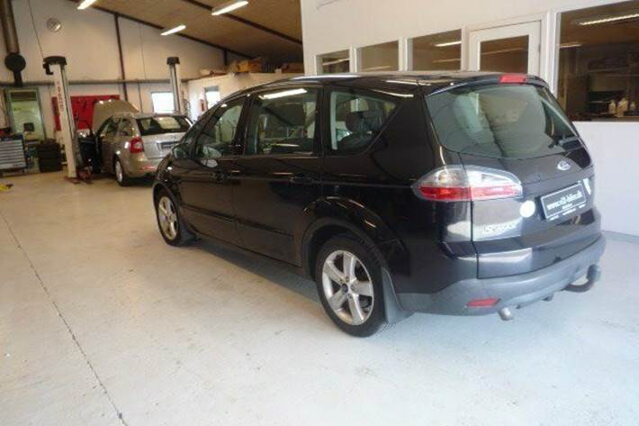 Sort Ford S-MAX fra 2006