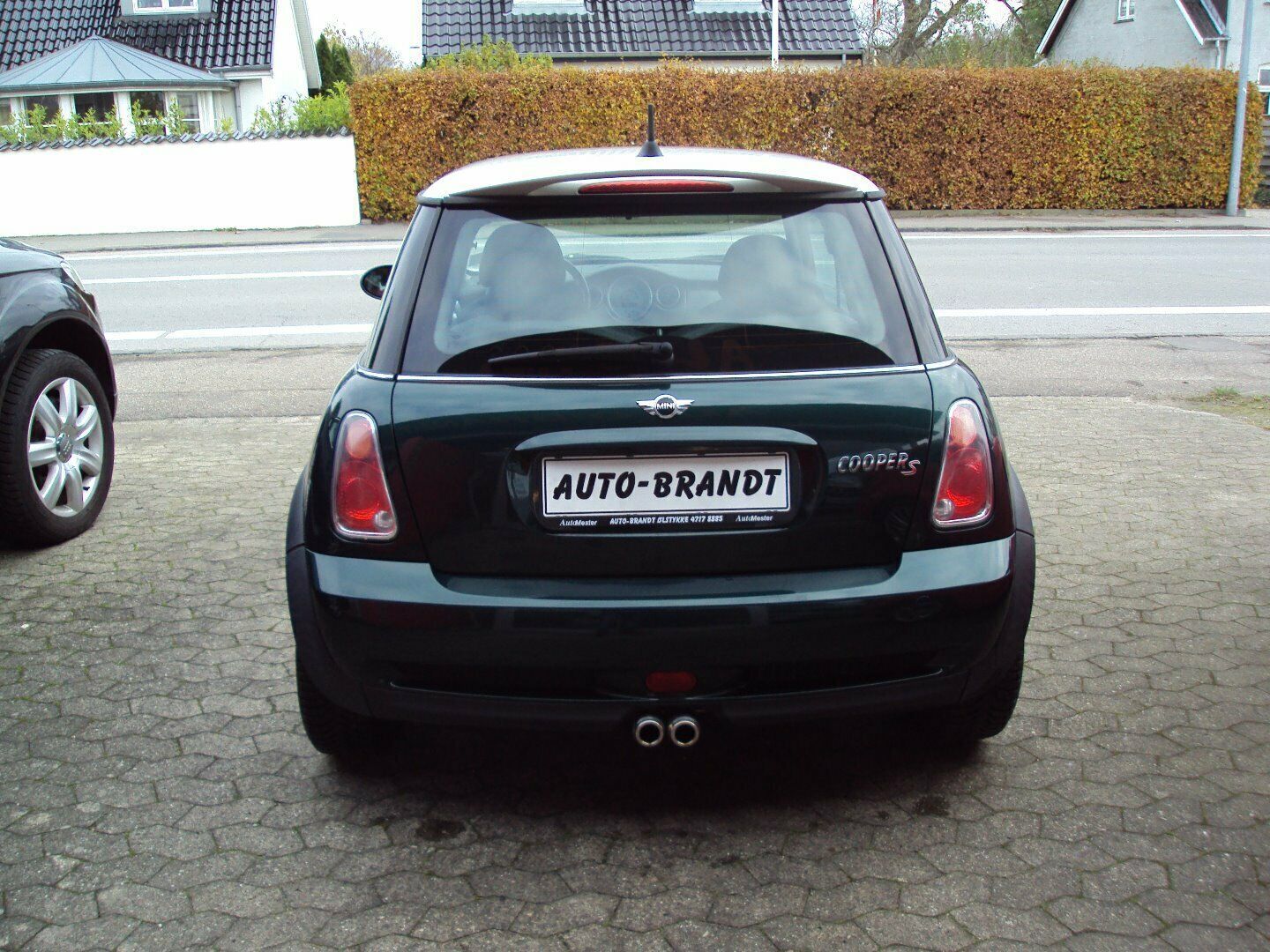 Grøn Mini Cooper S fra 2006