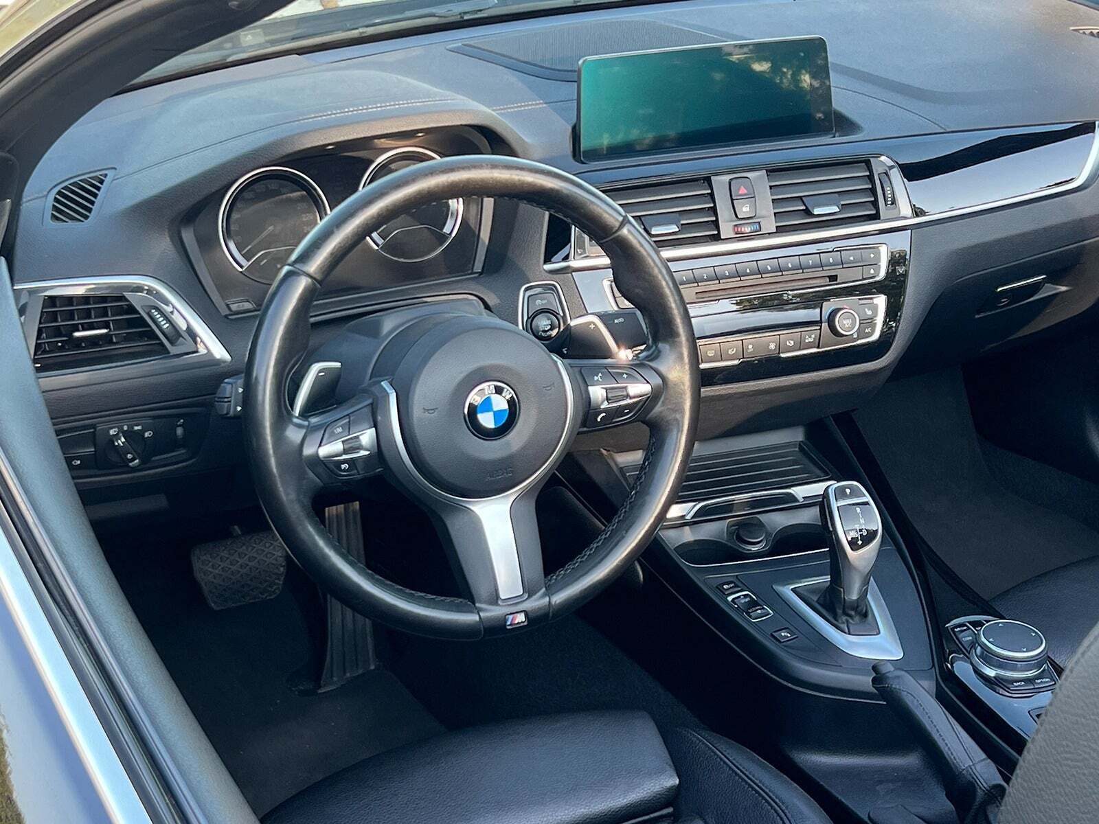 BMW M240i