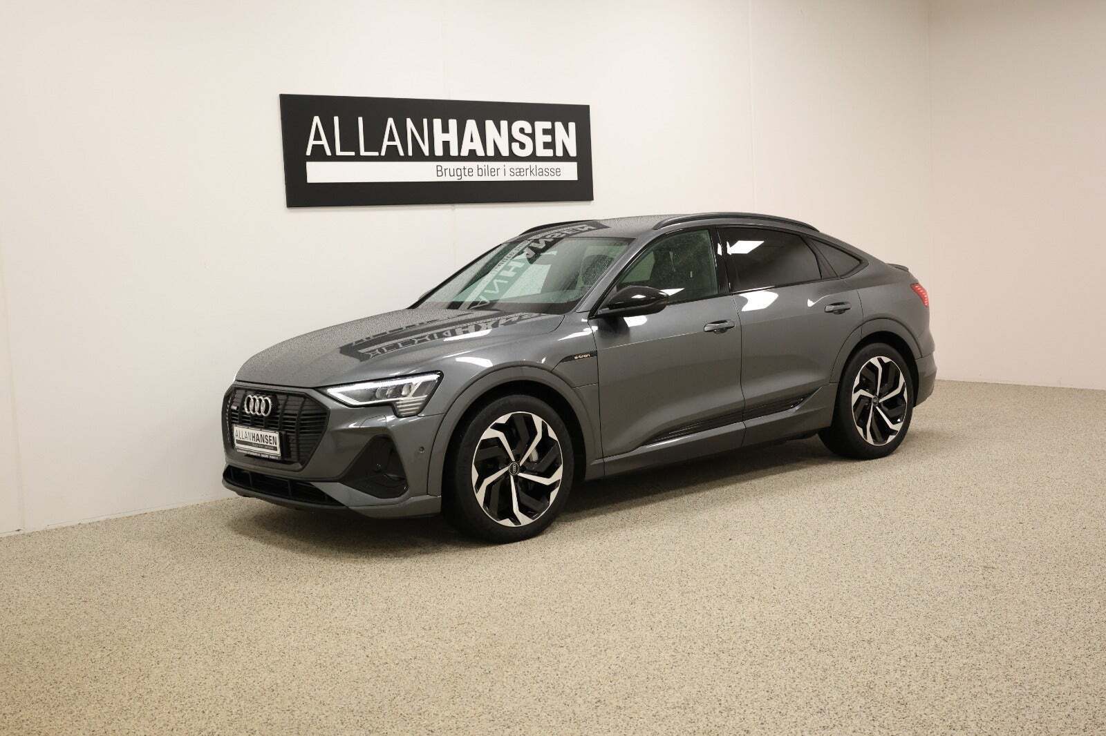 Audi e-tron 55 S-line Sportback quattro