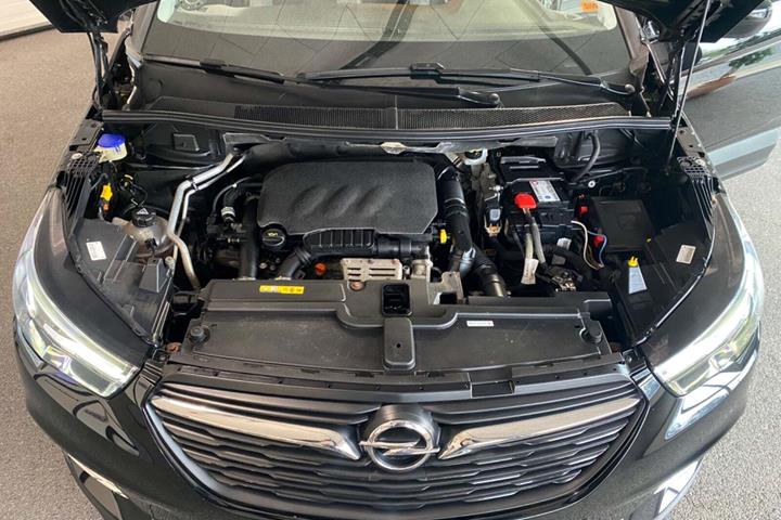 Sort Opel Grandland X fra 2018