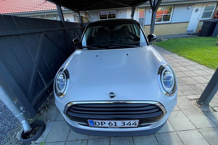 Hvid Mini Cooper fra 2018