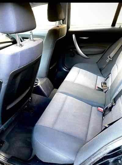 Sort BMW 118i fra 2005