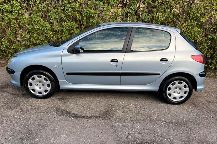 undefined Peugeot 206 fra 2007