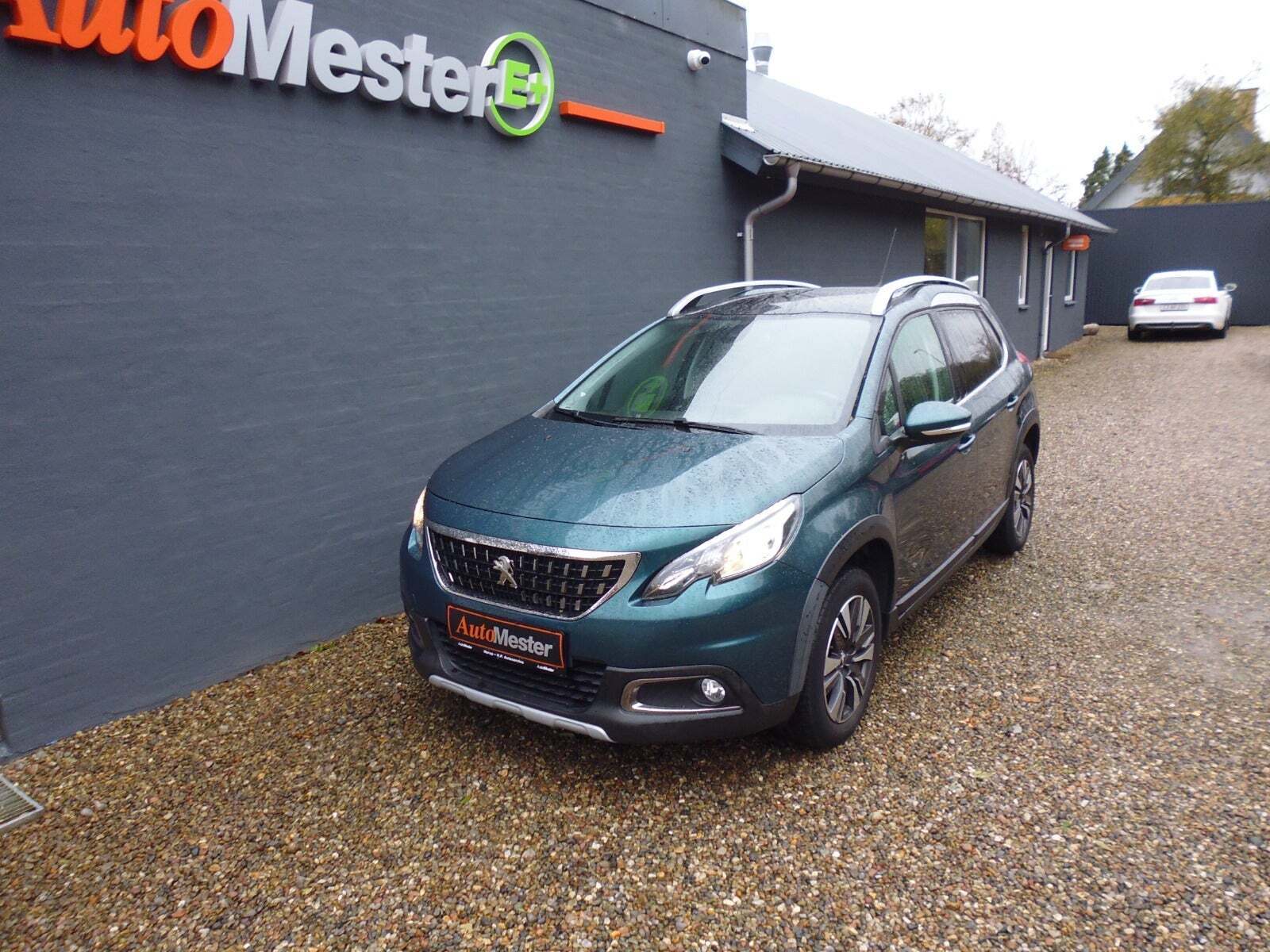 Peugeot 2008 1,2 e-THP 110 Allure Sky EAT6