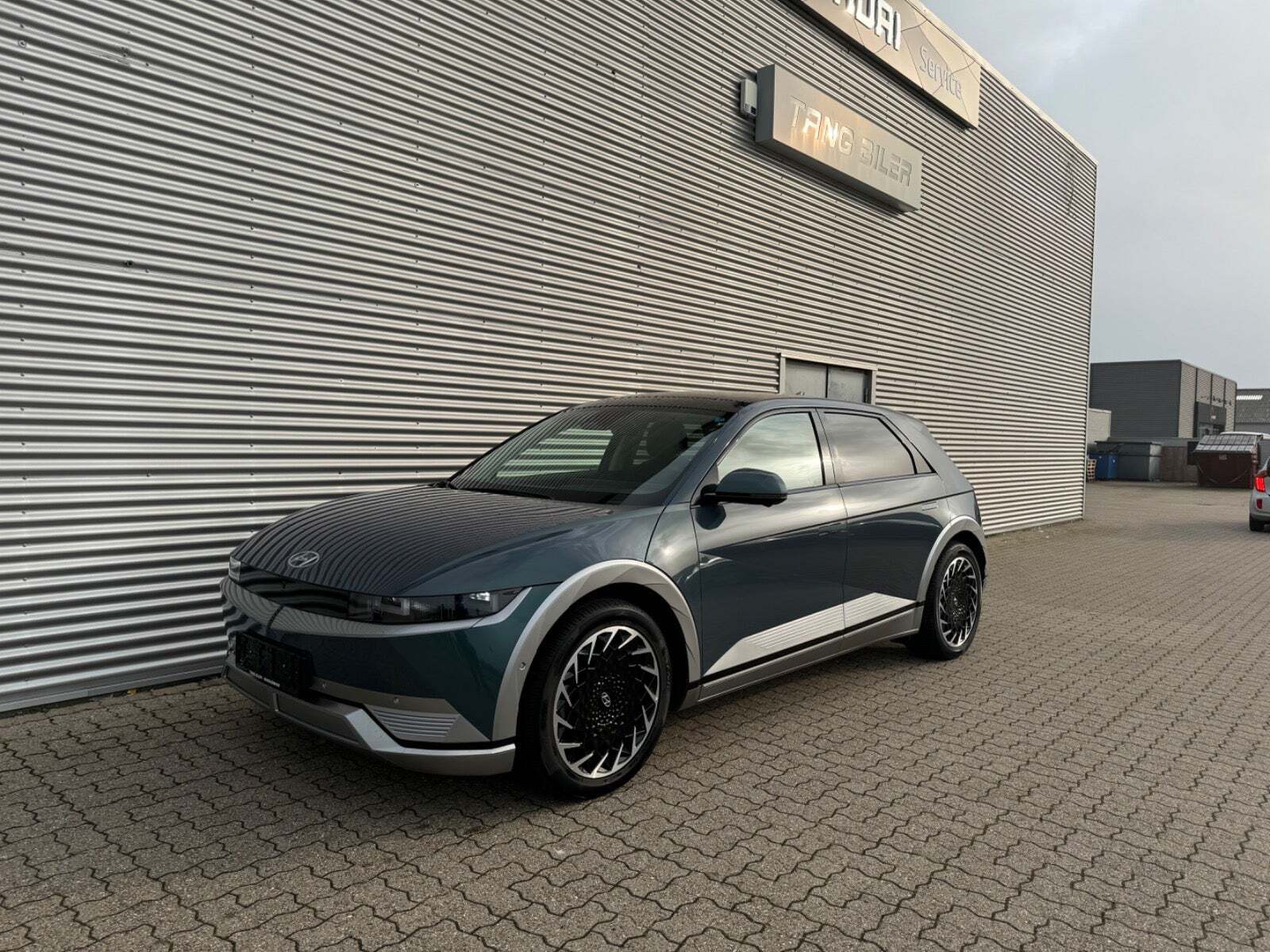 undefined Hyundai Ioniq 5 fra 2023 set udefra