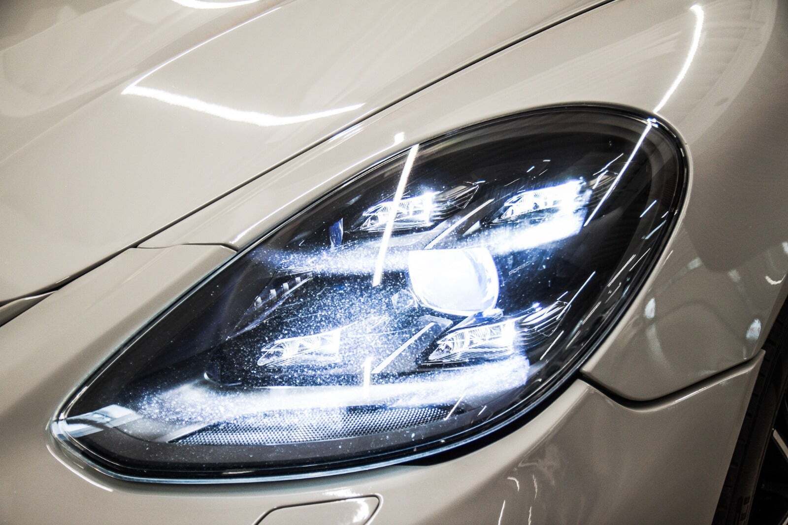 Porsche Panamera Turbo S 4,0 E-Hybrid Sport Turismo PDK